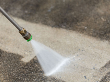 Concrete Cleaning Service in Bradenton, Florida